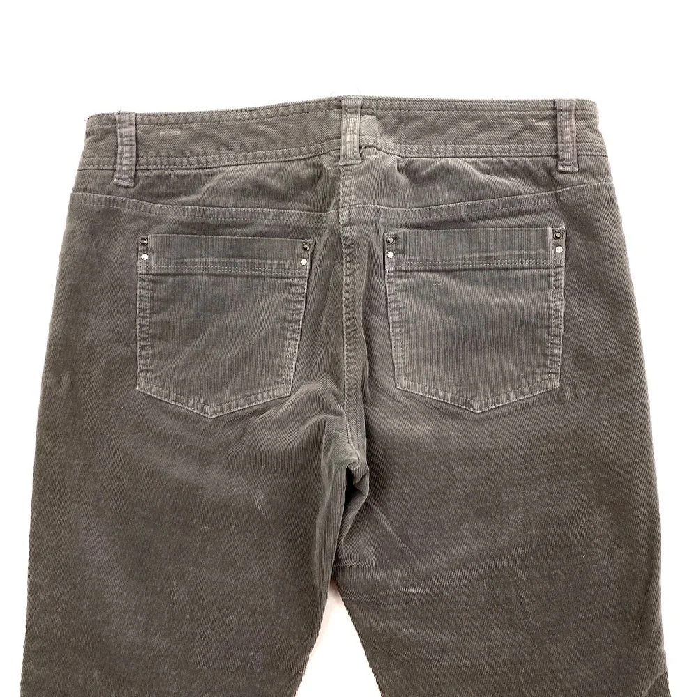 White House Black Market‎ Cropped Women's size 2 Gray Corduroy Pant